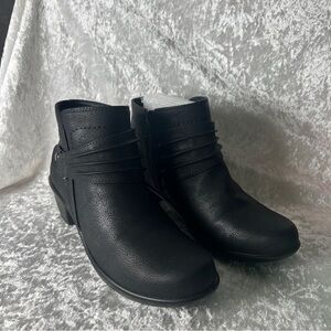 Black Ankle Boots